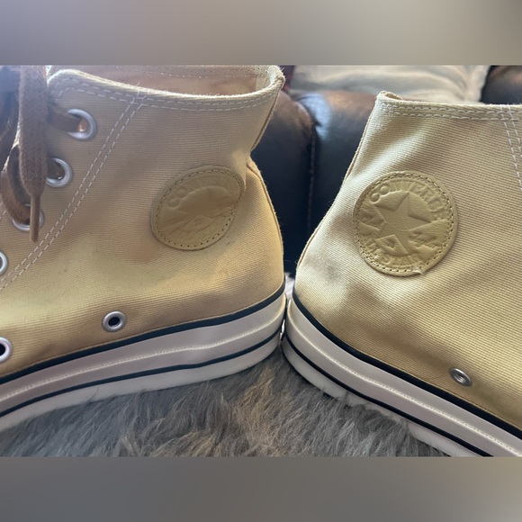Men’s Converse High-Tops ( 9 ) - Picture 7 of 9